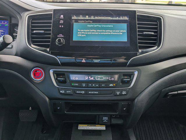 Photo of 2023 Crystal Black Pear Honda Passport