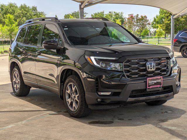 Photo of 2023 Crystal Black Pear Honda Passport