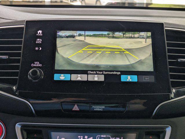 Photo of 2023 Crystal Black Pear Honda Passport