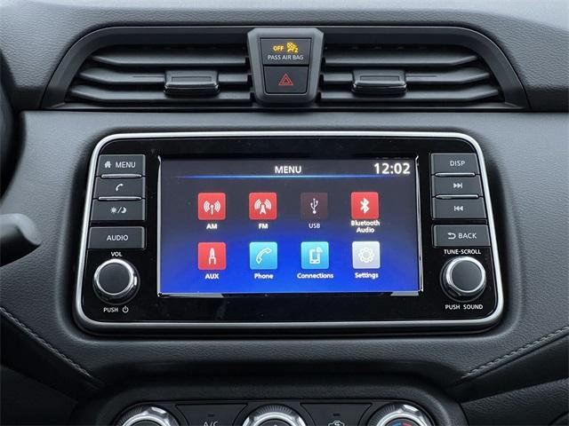 Photo of 2025 Gun Metallic Nissan Versa