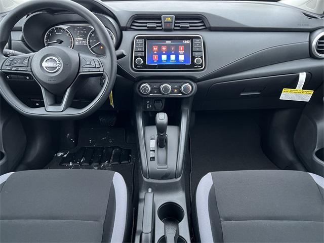 Photo of 2025 Gun Metallic Nissan Versa