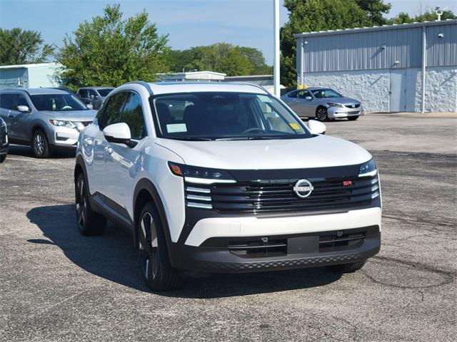 Photo of 2025 Aspen White Tri Nissan Kicks
