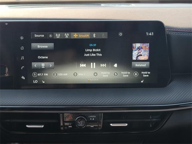 Photo of 2025 Aspen White Tri Nissan Kicks