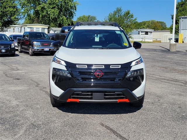 Photo of 2026 Everest White P Nissan Rogue