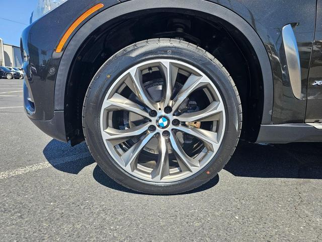 Photo of 2016 Dark Olive Metallic BMW X6