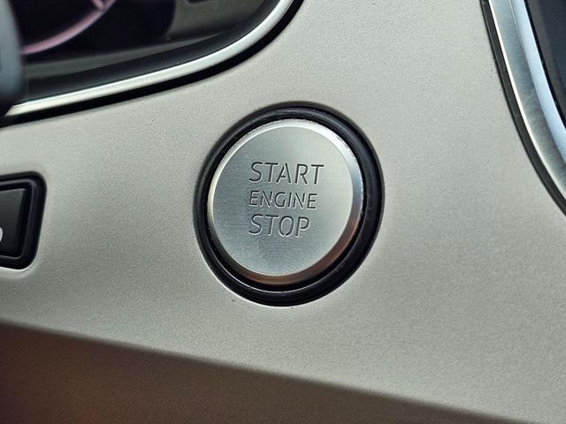Photo of 2018 Graphite Gray Metallic Audi Q7