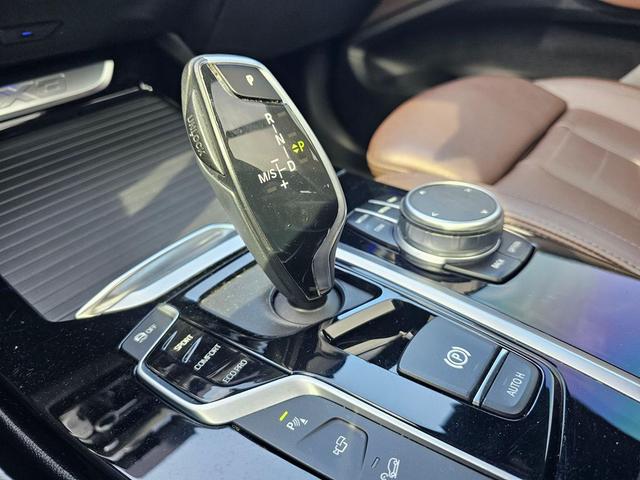 Photo of 2021 Jet Black BMW X3