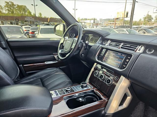 Photo of 2013 Fuji White Land Rover Range Rover