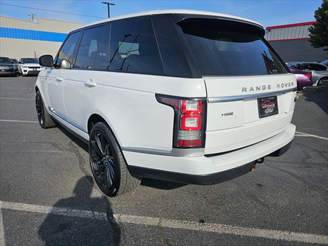 Photo of 2013 Fuji White Land Rover Range Rover