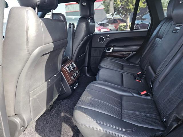 Photo of 2013 Fuji White Land Rover Range Rover