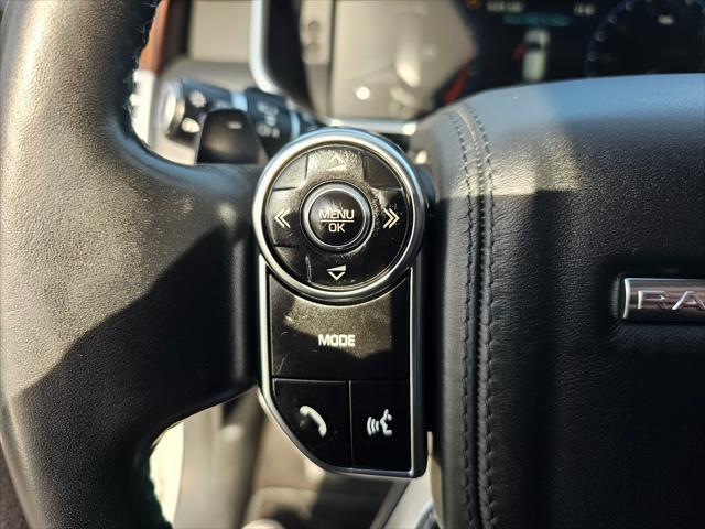 Photo of 2013 Fuji White Land Rover Range Rover