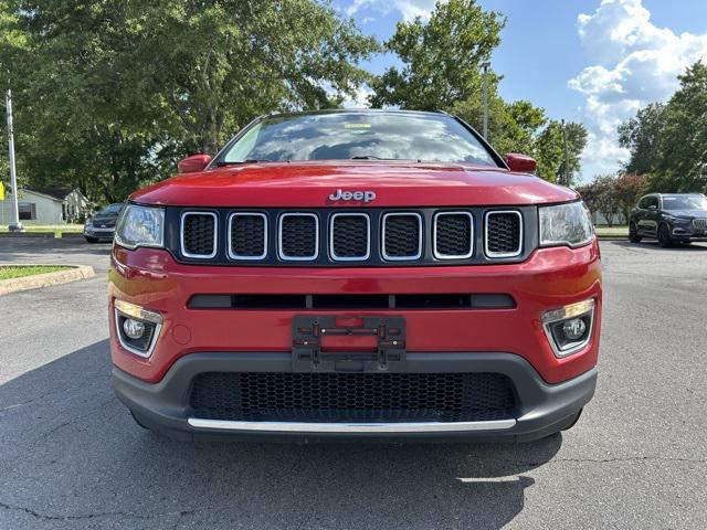 Photo of 2019 Redline Pearlcoat Jeep Compass
