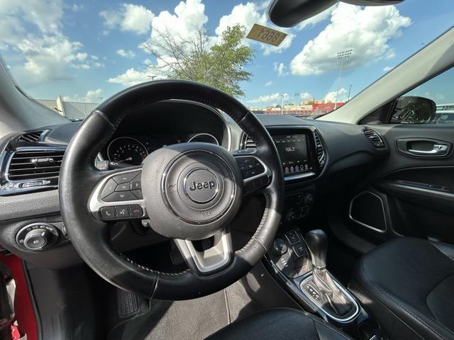 Photo of 2019 Redline Pearlcoat Jeep Compass