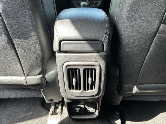 Photo of 2019 Redline Pearlcoat Jeep Compass