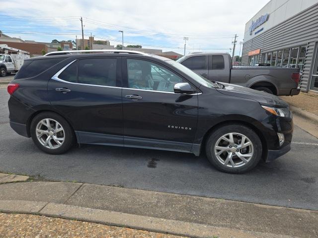 Photo of 2019 Mosaic Black Metallic Chevrolet Equinox