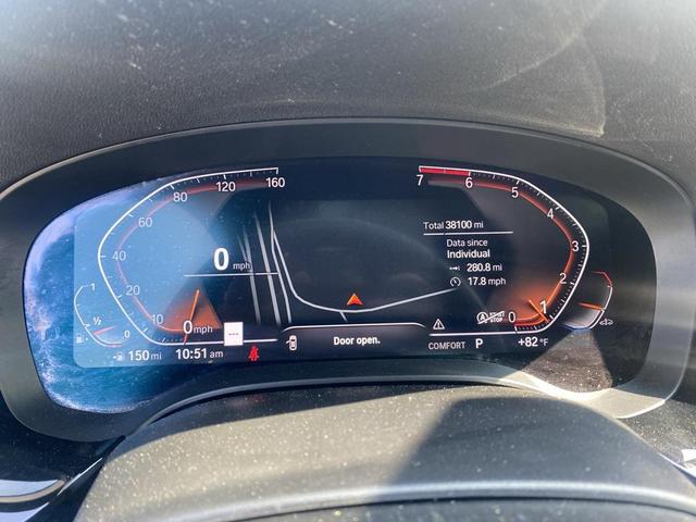 Photo of 2022 Black Sapphire Metallic BMW 530