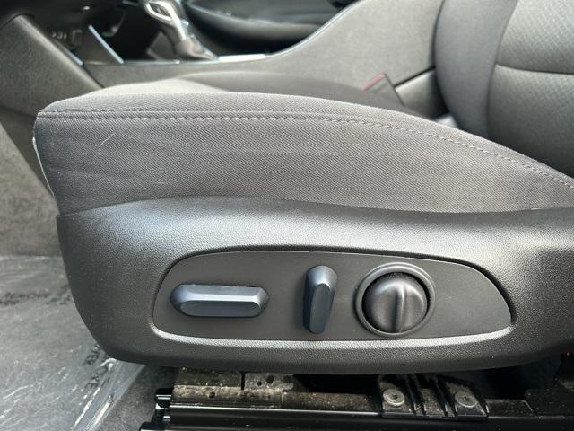 Photo of 2024 Mineral Gray Metallic Chevrolet Malibu