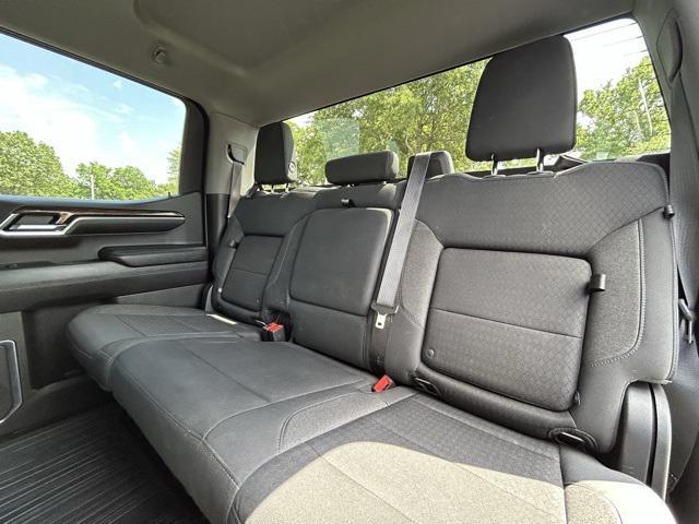 Photo of 2022 Quicksilver Metallic GMC Sierra 1500