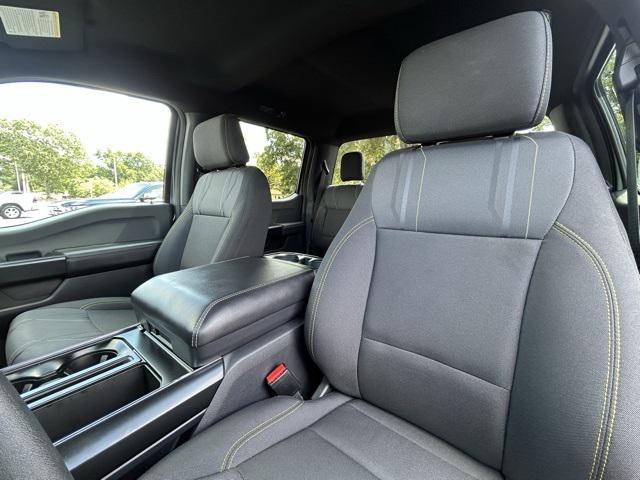 Photo of 2025 Gray Metallic Ford F-150