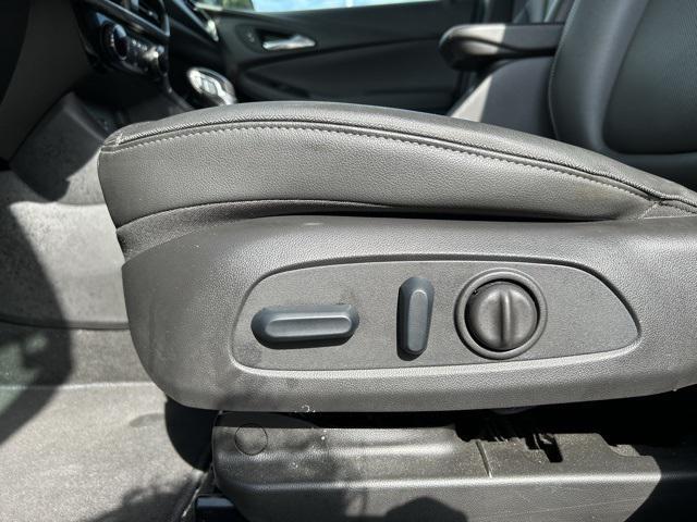 Photo of 2024 Moonstone Gray Metallic Buick Encore GX