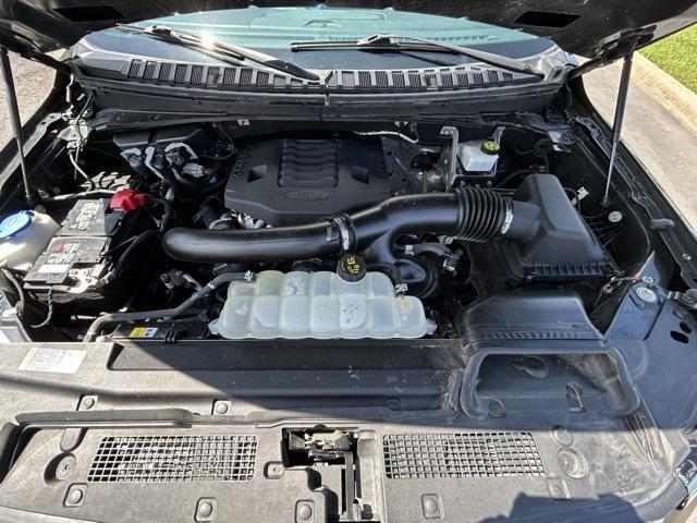 Photo of 2022 FORGED GREEN METALLIC Ford Expedition