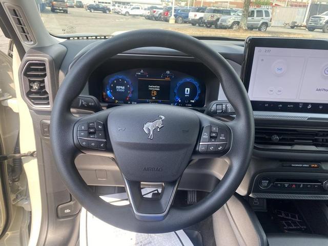 Photo of 2025 DESERT SAND Ford Bronco Sport