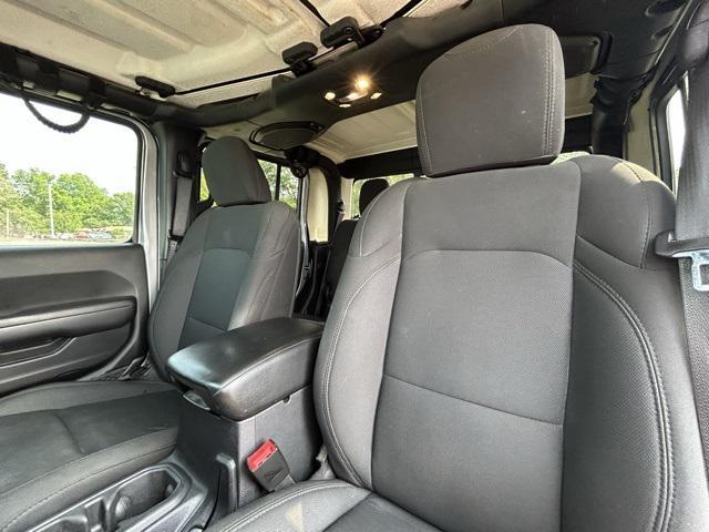 Photo of 2020 Billet Silver Metallic Clearcoat Jeep Gladiator