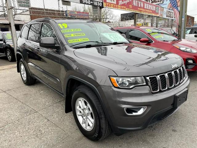 Photo of 2019 Charcoal Jeep Grand Cherokee