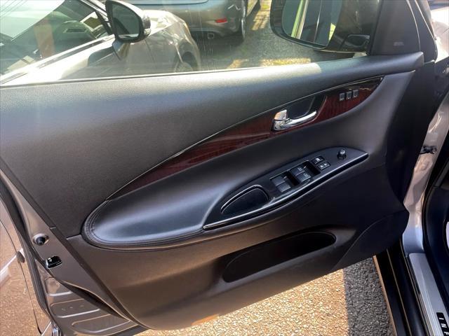 Photo of 2017 Graphite Shadow INFINITI QX50