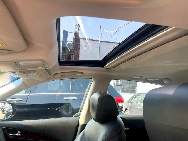 Photo of 2017 Graphite Shadow INFINITI QX50