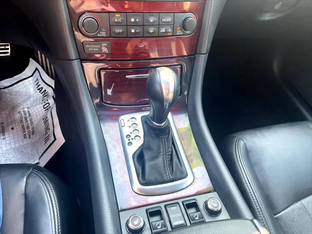 Photo of 2017 Graphite Shadow INFINITI QX50