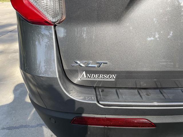 Photo of 2023 Carbonized Gray Metallic Ford Explorer