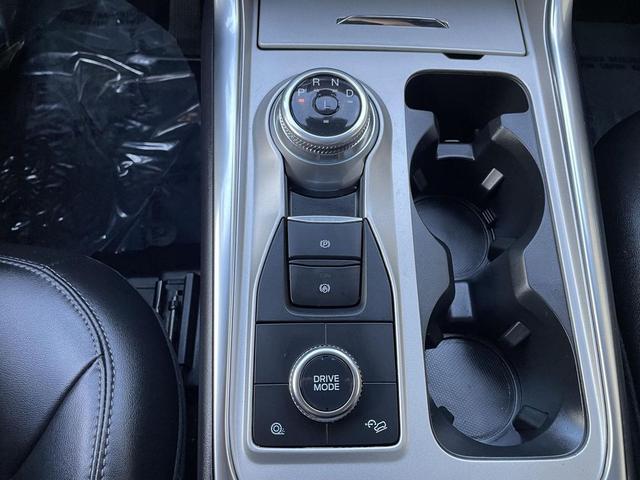 Photo of 2023 Carbonized Gray Metallic Ford Explorer