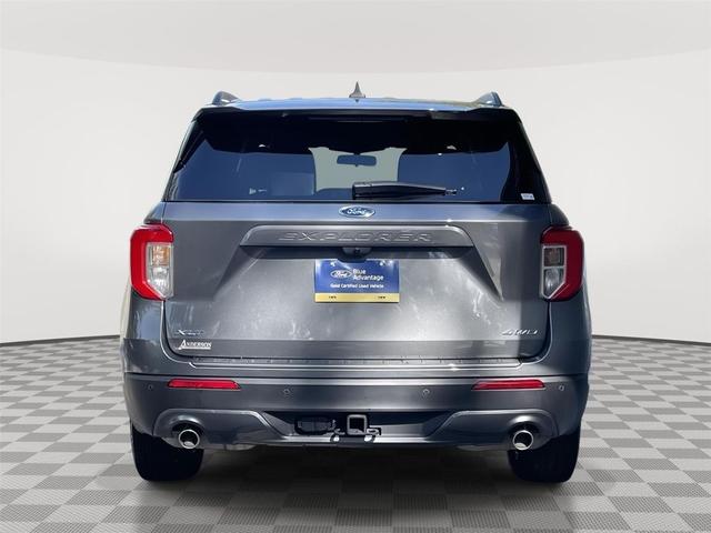 Photo of 2023 Carbonized Gray Metallic Ford Explorer