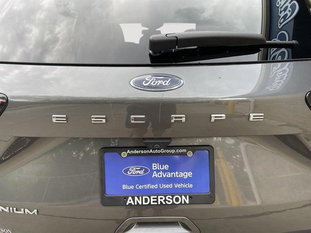 Photo of 2022 Carbonized Gray Ford Escape