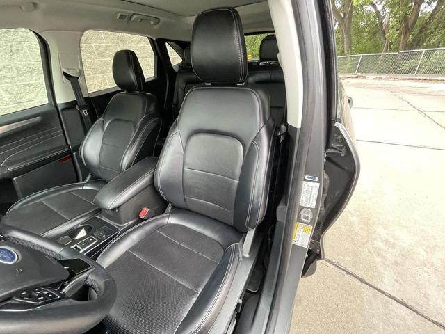 Photo of 2022 Carbonized Gray Ford Escape