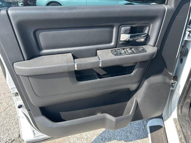 Photo of 2012 Off White RAM 1500