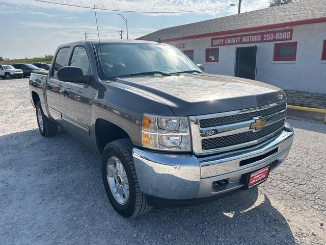 Photo of 2013 Pewter Chevrolet Silverado 1500