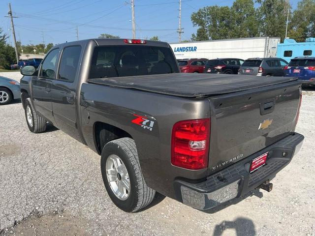 Photo of 2013 Pewter Chevrolet Silverado 1500