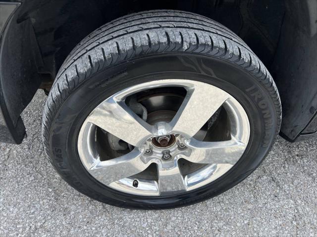 Photo of 2008 Black Chevrolet Equinox