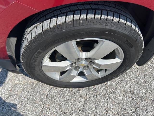 Photo of 2012 Burgundy Chevrolet Traverse