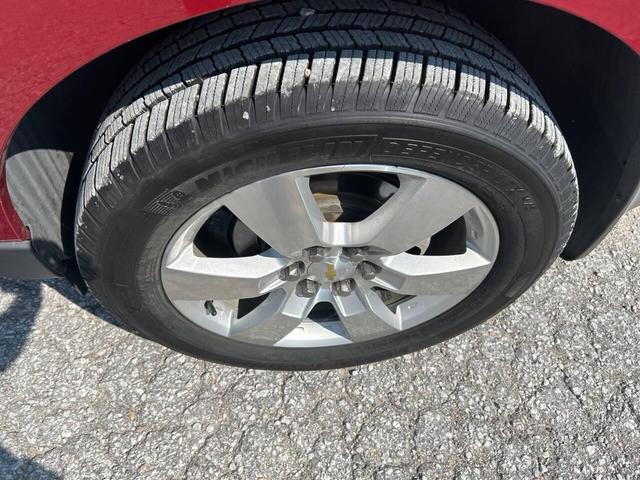 Photo of 2012 Burgundy Chevrolet Traverse