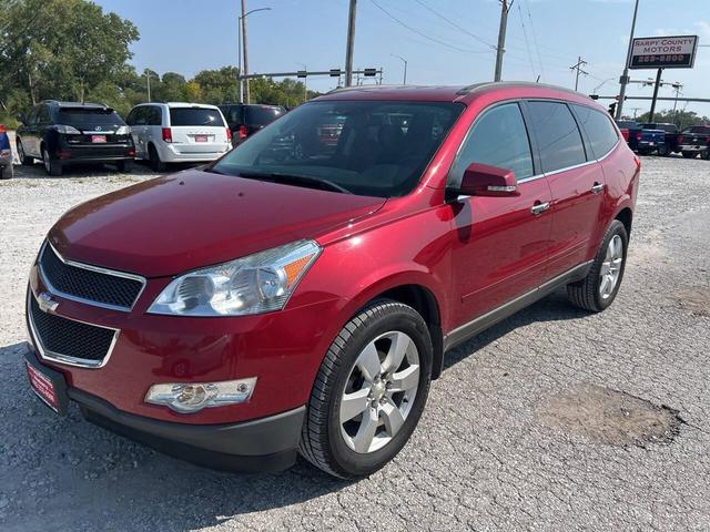 Photo of 2012 Burgundy Chevrolet Traverse