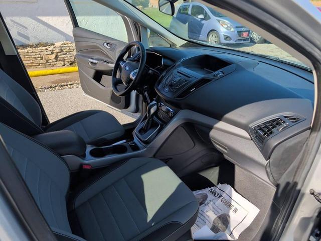 Photo of 2016 Ingot Silver Ford C-Max Hybrid