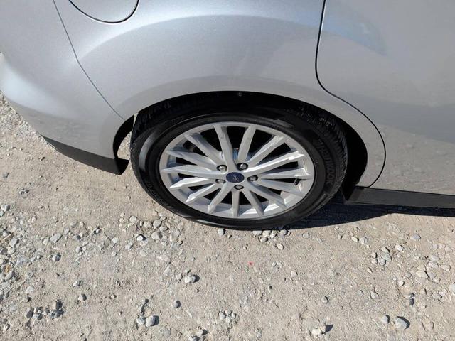 Photo of 2016 Ingot Silver Ford C-Max Hybrid