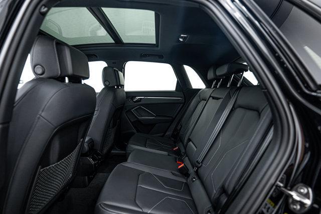 Photo of 2025 Black Audi Q3