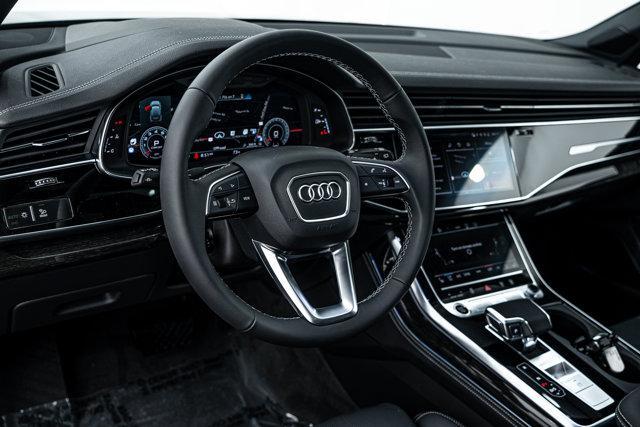 Photo of 2025 Black Audi Q7