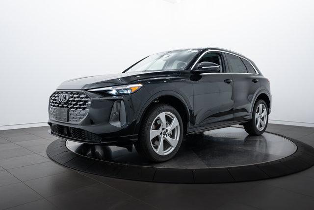 Photo of 2025 Black Audi Q5