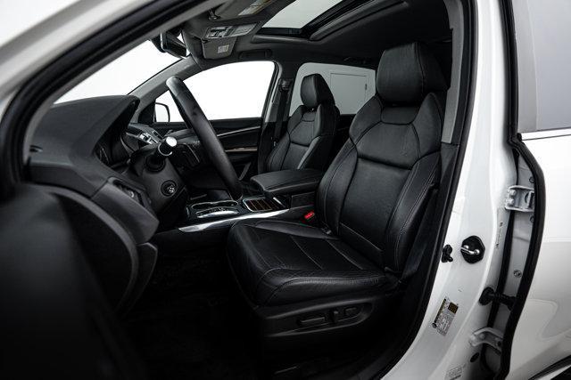 Photo of 2018 White Diamond Pearl Acura MDX