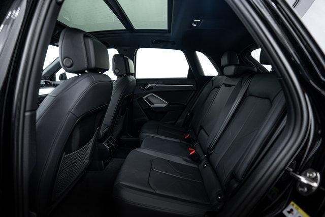 Photo of 2025 Black Audi Q3